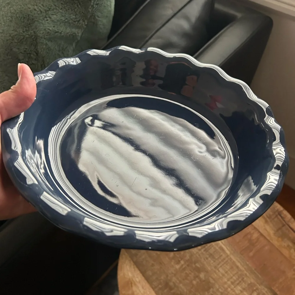 Emile Henry French Ruffled Vintage Pie Dish Navy Blue William Sonoma
